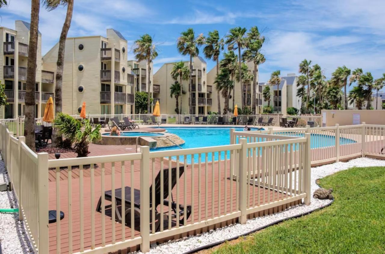 شقة Ocean Breeze Retreat 2Bed 2Bath, Heated Pool! جنوب جزيرة بادري المظهر الخارجي الصورة